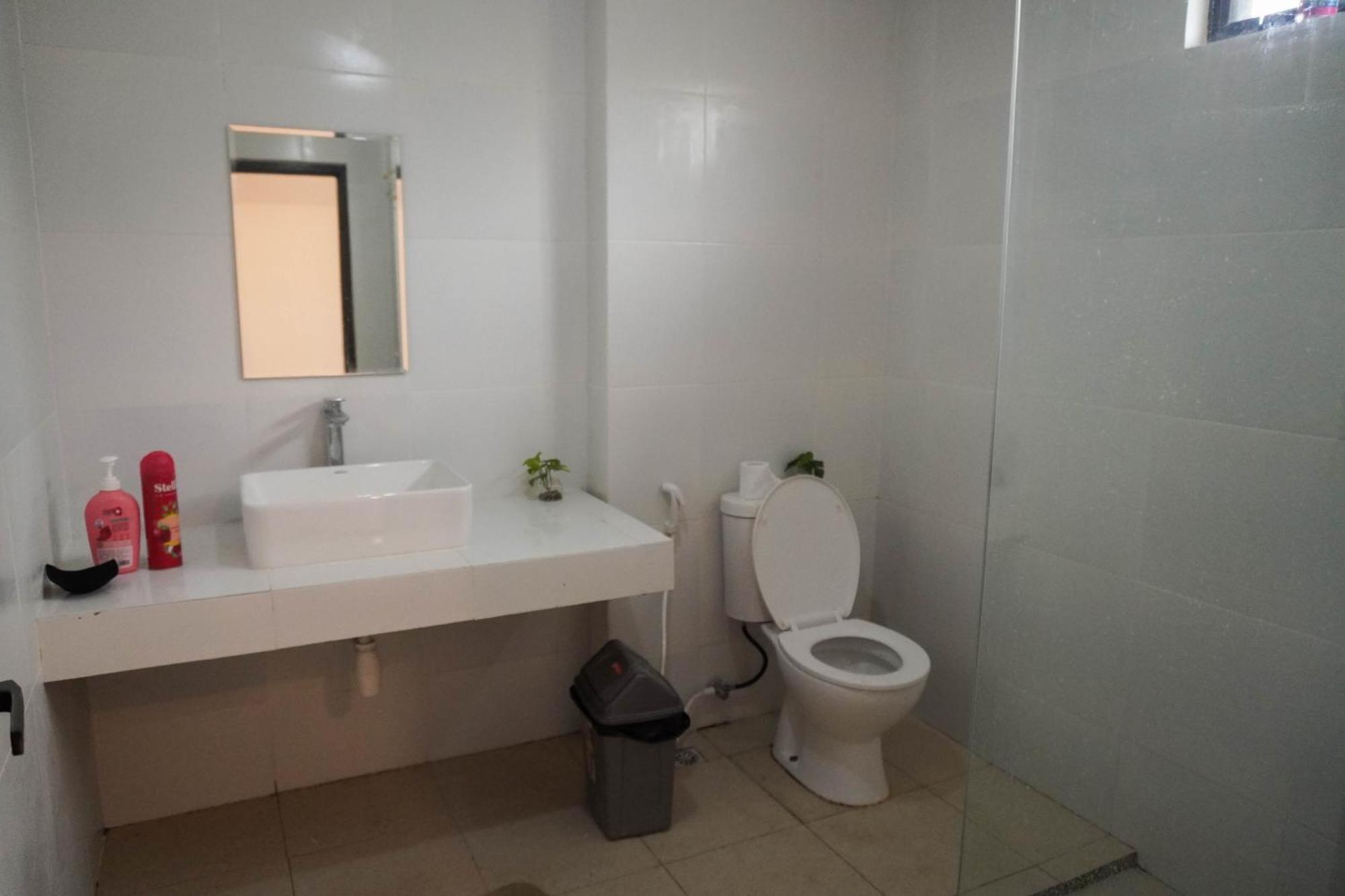 Indonesia Backpacker Hostels Kuta  エクステリア 写真